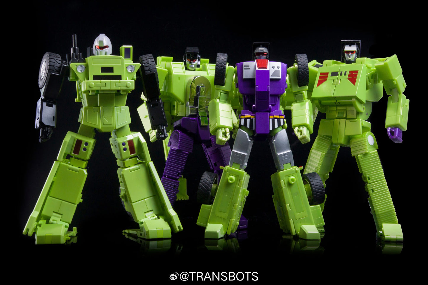 X-Transbots MX-45 Razor Bonecrusher