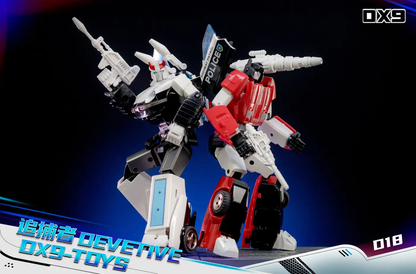 DX9 D18 Devetive Prowl robot duo: white and red figures