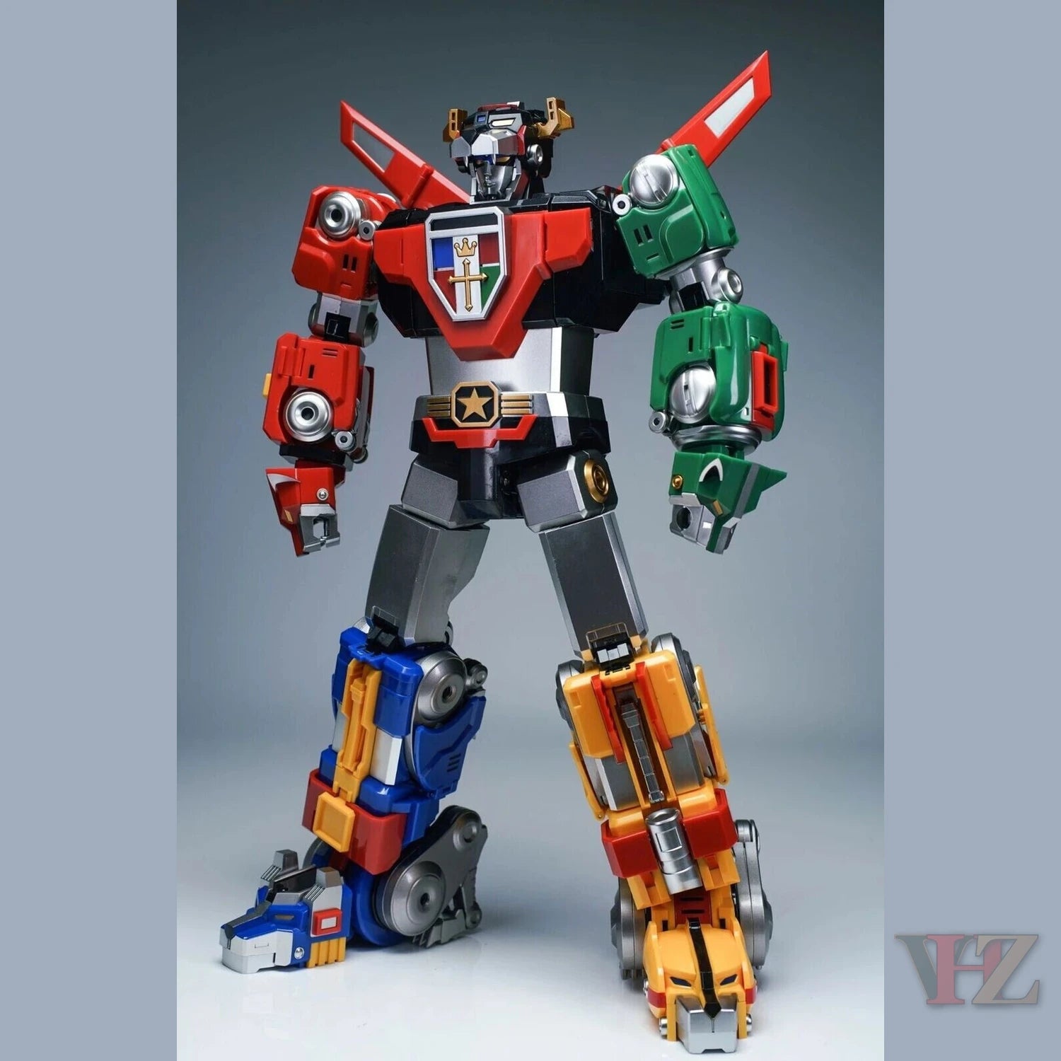 Metal Club 38cm Voltron action figure reissue with colorful plastic components
