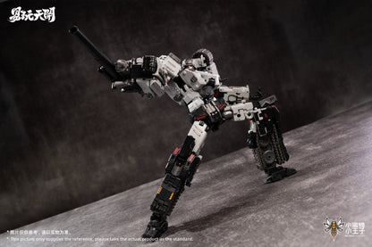 Metal Souls Titan Panzer VI Megatronv mecha action figure with white/black armor, holding cannon, dynamic pose