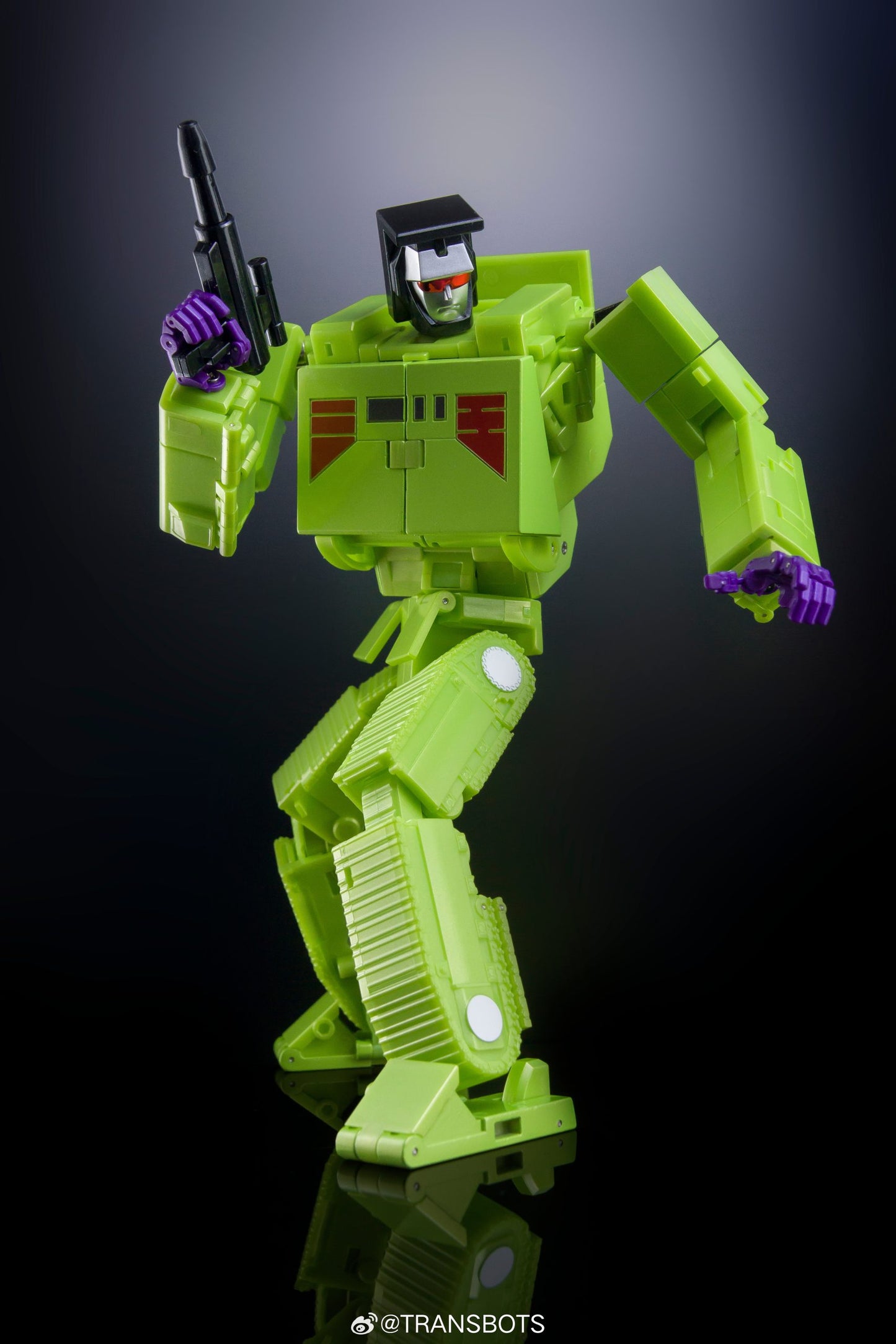 X-Transbots MX-45 Razor Bonecrusher