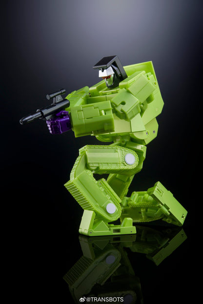 X-Transbots MX-45 Razor Bonecrusher