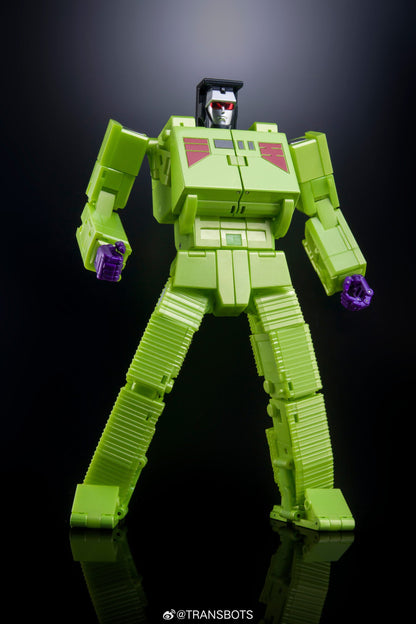X-Transbots MX-45 Razor Bonecrusher