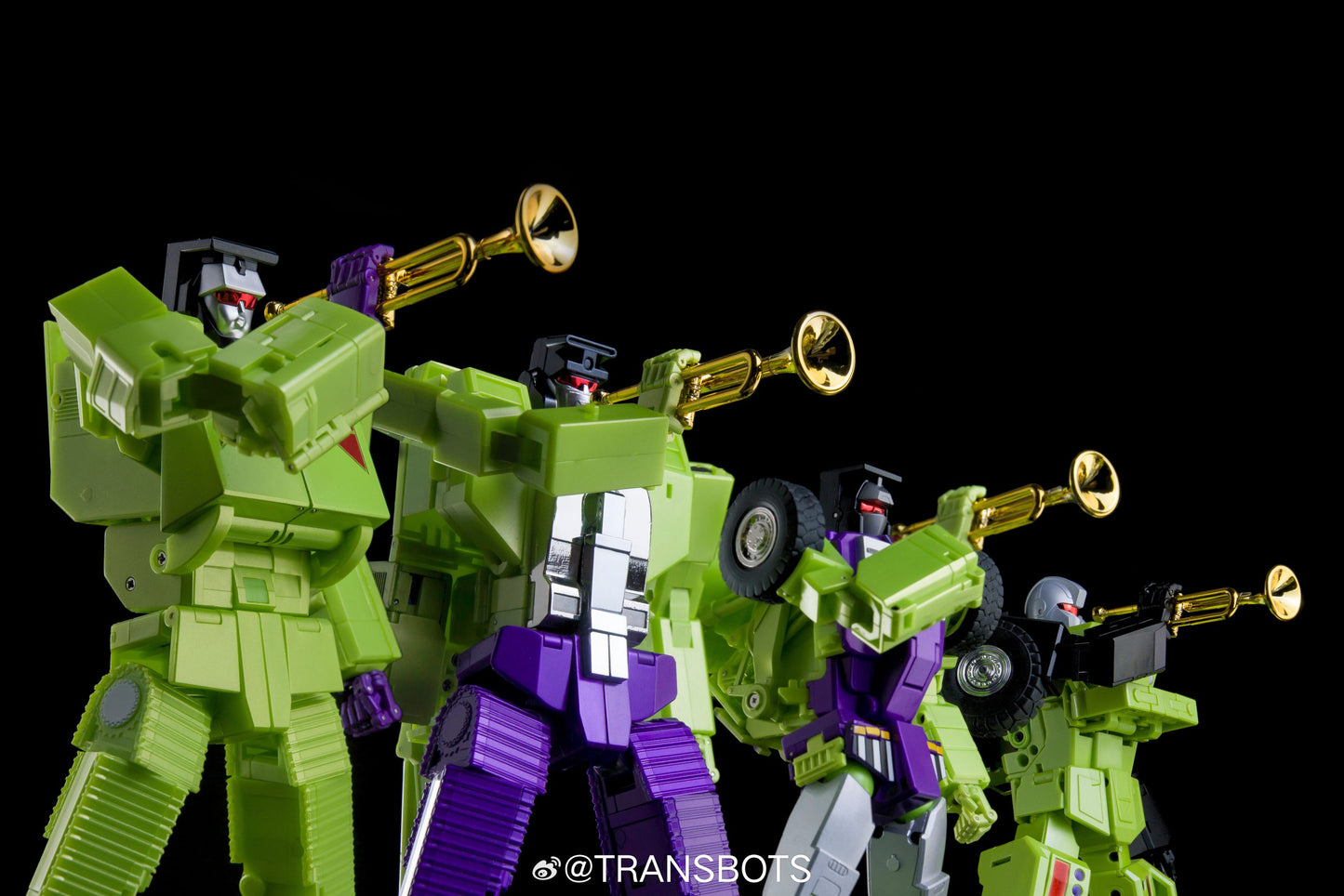 X-Transbots MX-45 Razor Bonecrusher